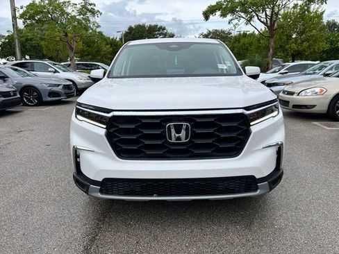 Used 2023 Honda Pilot EX-L image 2