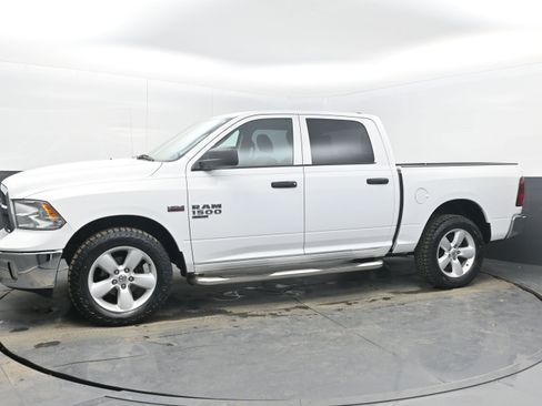 Used 2020 RAM 1500 Tradesman w/ Tradesman SXT Package image 4