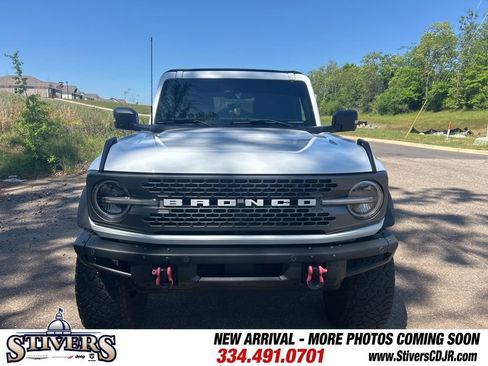 Used 2022 Ford Bronco Badlands image 2