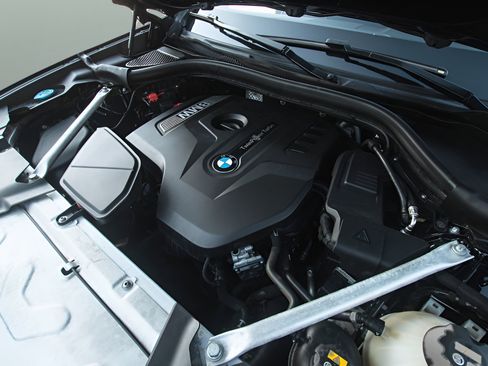 Used 2019 BMW X3 sDrive30i w/ Driving Assistance Package RWD image 32