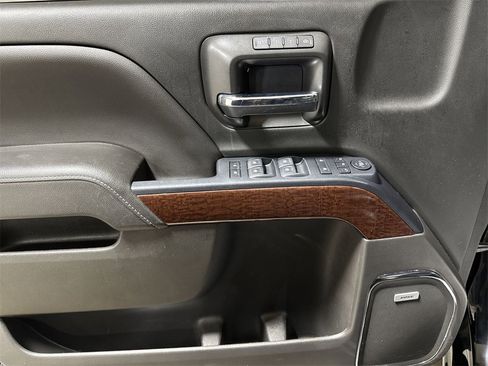 Used 2018 GMC Sierra 1500 SLT image 22