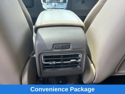 Used 2022 Lincoln Corsair AWD w/ Premium Package image 20