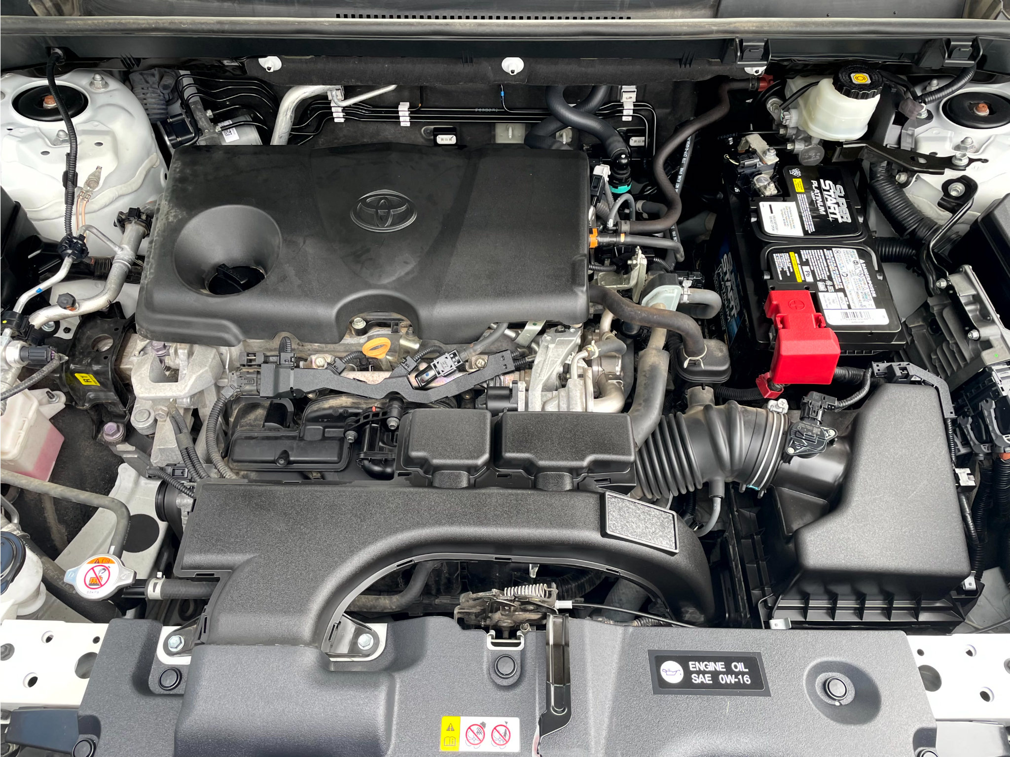 Used 2021 Toyota RAV4 XLE Premium AWD/4WD image 7