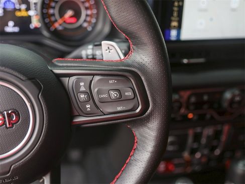 Used 2024 Jeep Wrangler Unlimited Rubicon 392 image 21