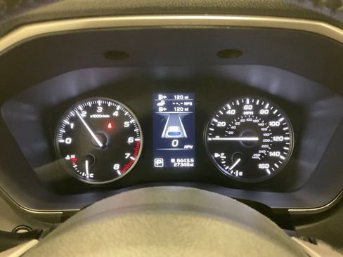 Used 2025 Subaru Ascent Premium AWD/4WD image 2