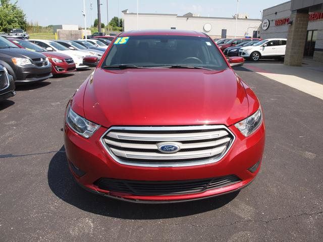 Used 2015 Ford Taurus SEL w/ Equipment Group 201A FWD image 4
