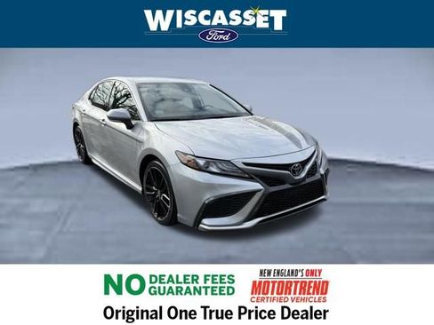 Used 2023 Toyota Camry XSE image 1