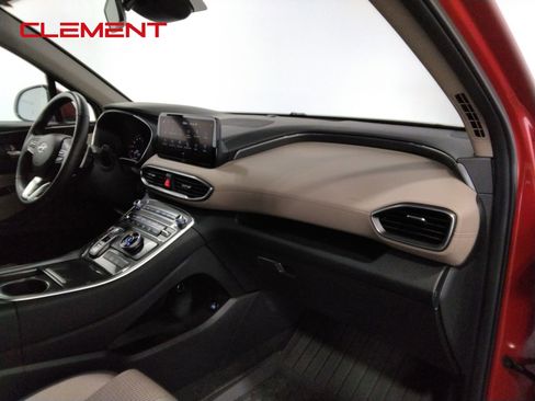 Used 2023 Hyundai Santa Fe SEL w/ Winter Weather Package image 38