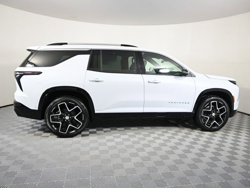 New 2026 Chevrolet Traverse High Country w/ LPO, Floor Liner Package image 7