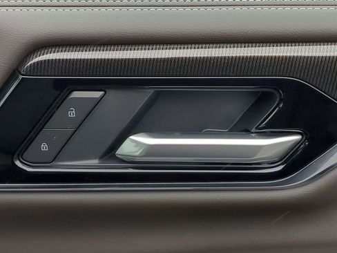 New 2026 GMC Yukon XL Elevation image 42