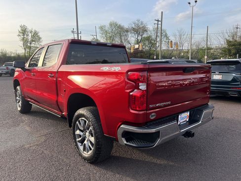 Used 2022 Chevrolet Silverado 1500 LT w/ Bed Protection Package image 5