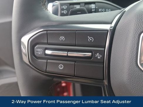 Used 2026 GMC Terrain AT4 w/ Convenience Package III AWD/4WD image 8