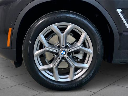 Used 2024 BMW X3 xDrive30i w/ Convenience Package image 11