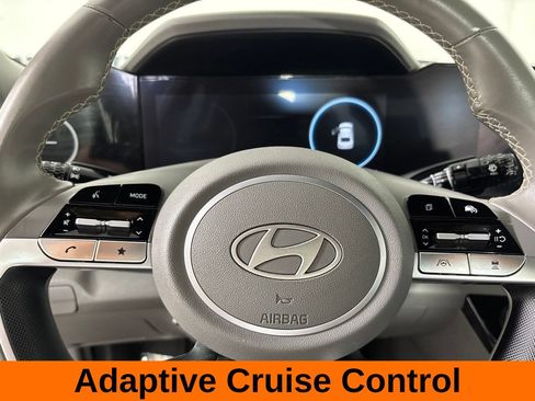 Used 2025 Hyundai Elantra SEL FWD image 15