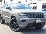 Used 2021 Jeep Grand Cherokee Laredo X image 2