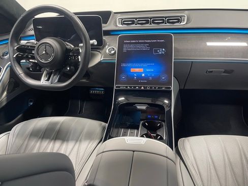 Used 2024 Mercedes-Benz S 63 AMG S image 29