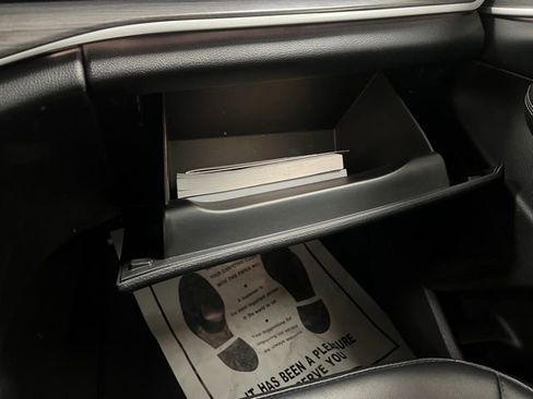 Used 2023 Jeep Grand Cherokee Limited image 43