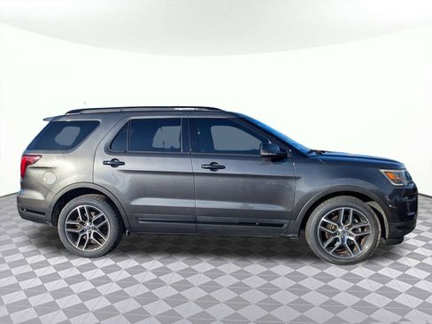Used 2019 Ford Explorer Sport w/ Equipment Group 401A image 2