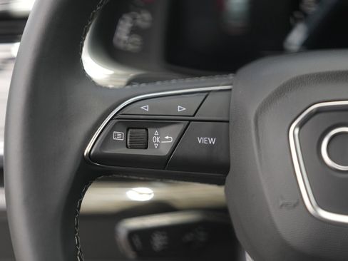 Certified 2025 Audi Q8 Prestige w/ Prestige Package image 13