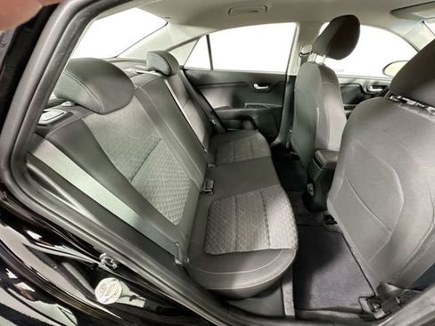 Used 2019 Kia Rio S image 25