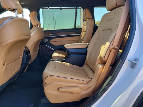 Used 2023 Jeep Grand Cherokee L Summit w/ Advanced Protech Group IV image 11