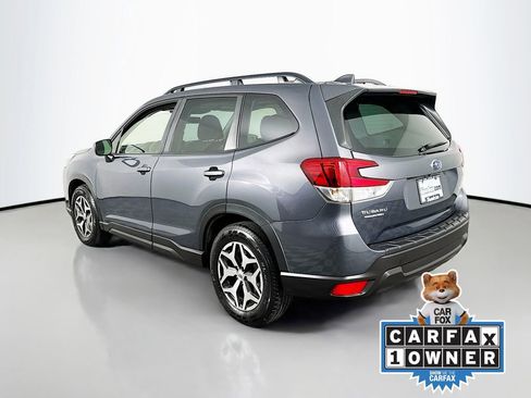 Used 2023 Subaru Forester Premium AWD/4WD image 6