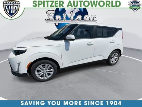 Certified 2023 Kia Soul LX FWD image 4