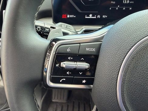 Used 2024 Kia Sorento SX Prestige AWD/4WD image 24