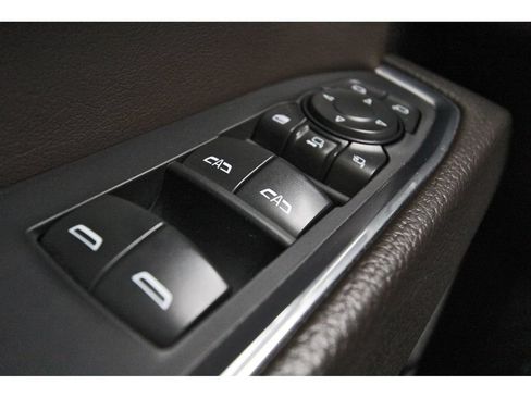 Used 2024 GMC Sierra 2500 Denali w/ Denali Reserve Package AWD/4WD image 20
