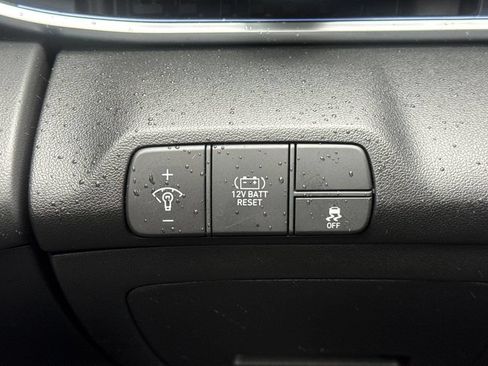 New 2026 Hyundai Elantra Limited FWD image 29