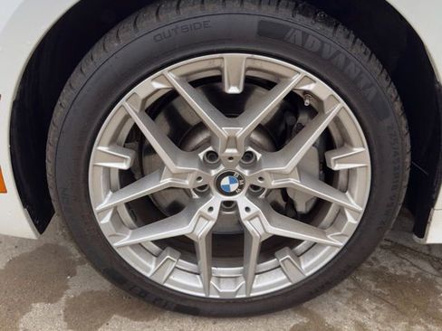 Used 2025 BMW 330i xDrive Sedan image 9