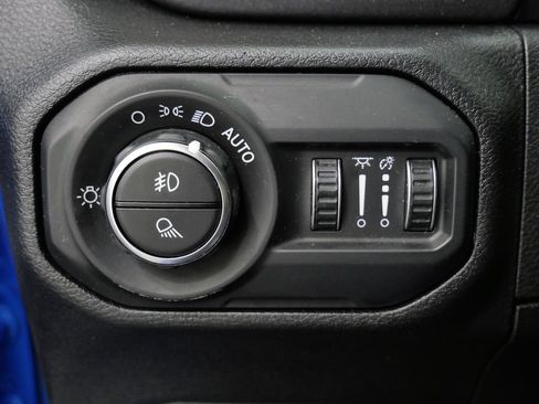 Used 2021 Jeep Gladiator Mojave AWD/4WD image 25