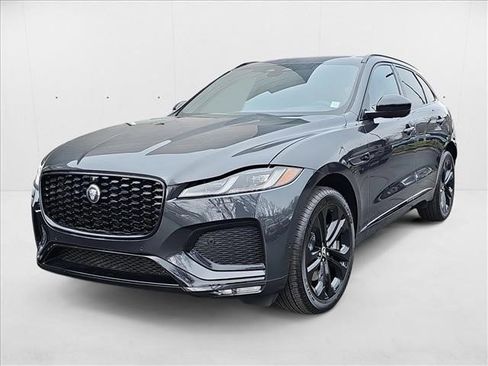 New 2026 Jaguar F-PACE R-Dynamic S image 1