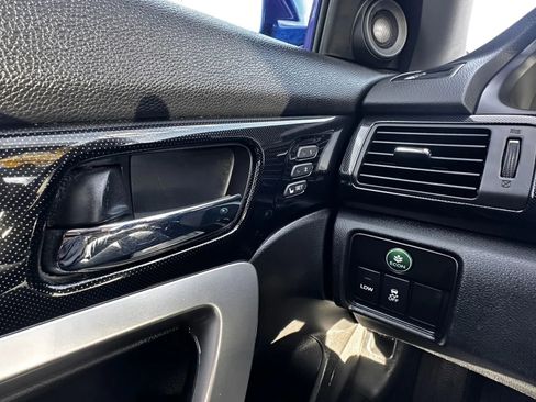 Used 2015 Honda Accord EX-L image 12