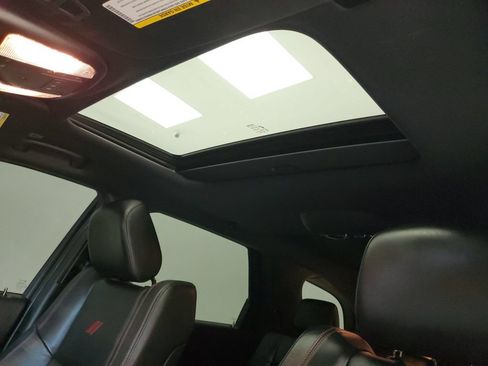 Used 2022 Dodge Durango R/T AWD/4WD image 25