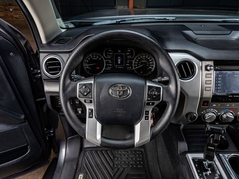 Used 2019 Toyota Tundra SR5 w/ SR5 Upgrade Package image 18