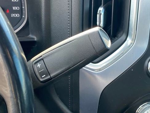 Used 2019 GMC Sierra 1500 SLE image 10