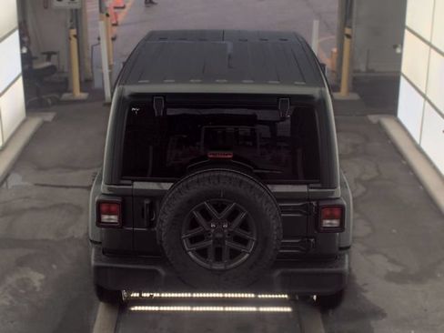 Used 2025 Jeep Wrangler Unlimited Sport AWD/4WD image 22