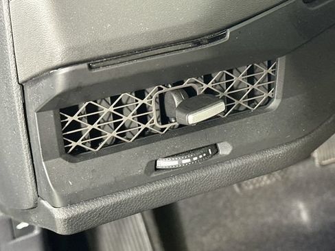 Certified 2023 Honda Accord EX image 22