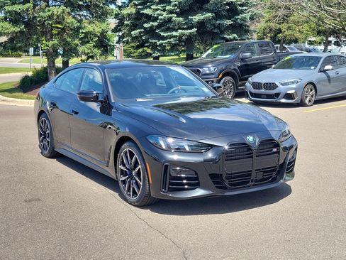 New 2026 BMW 440i xDrive w/ Premium Package AWD/4WD image 3