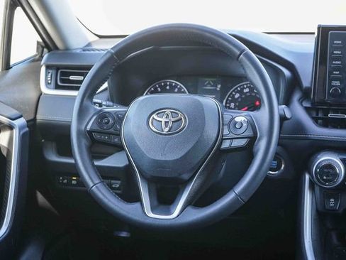 Used 2022 Toyota RAV4 XLE Premium FWD image 21