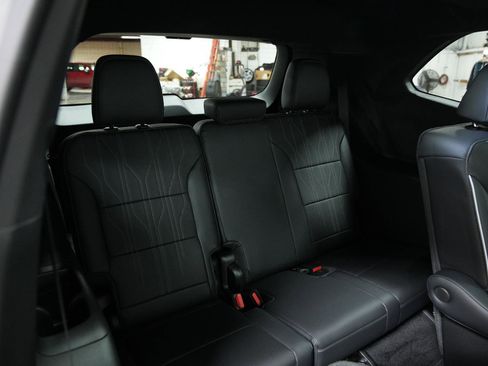 New 2026 Buick Enclave Avenir w/ Super Cruise Package image 13