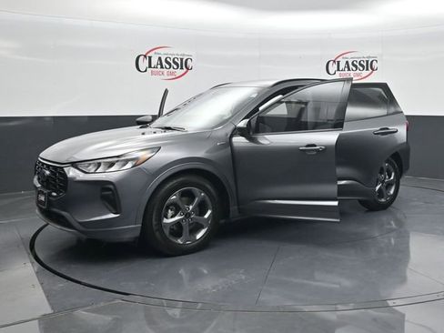 Used 2023 Ford Escape ST-Line w/ Tech Pack #1 image 33