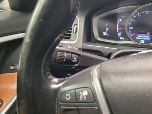 Used 2016 Volvo S60 T5 Inscription Platinum AWD/4WD image 22
