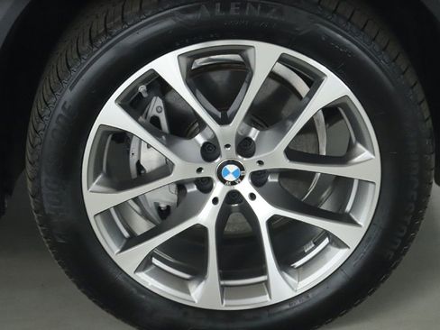 Used 2026 BMW X5 xDrive40i image 12