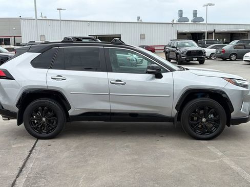 Used 2024 Toyota RAV4 XSE w/ Advanced Technology Package image 6