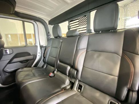 Used 2023 Jeep Gladiator Mojave w/ Cold Weather Group AWD/4WD image 24