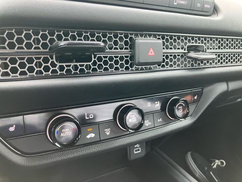 Certified 2024 Honda HR-V Sport image 22
