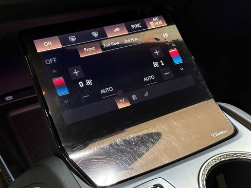New 2026 Cadillac Vistiq Sport AWD/4WD image 36