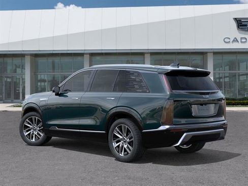 New 2026 Cadillac Vistiq Luxury w/ LPO, Floor Liner Package image 4